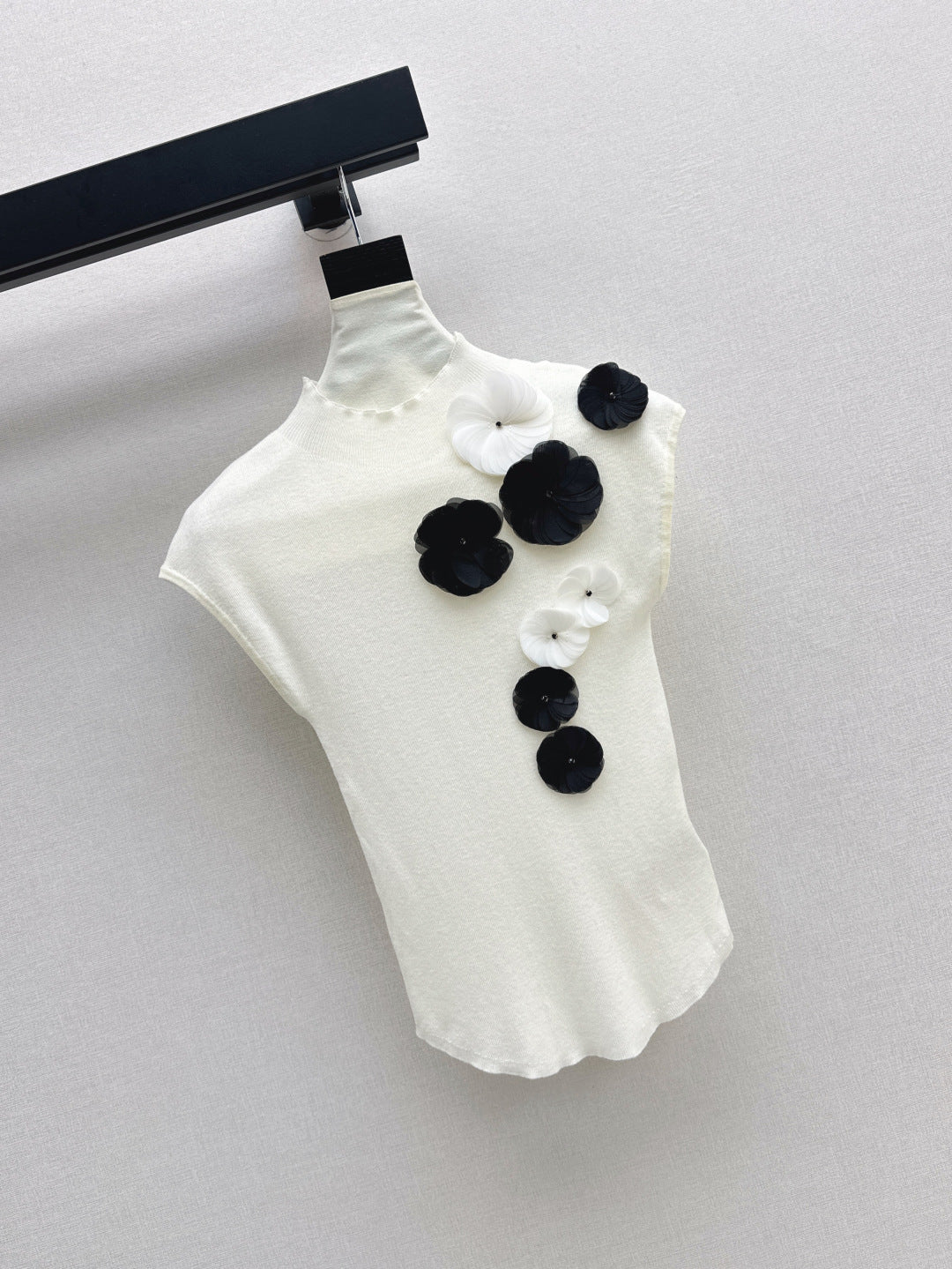 Chan 25fw knitted vest