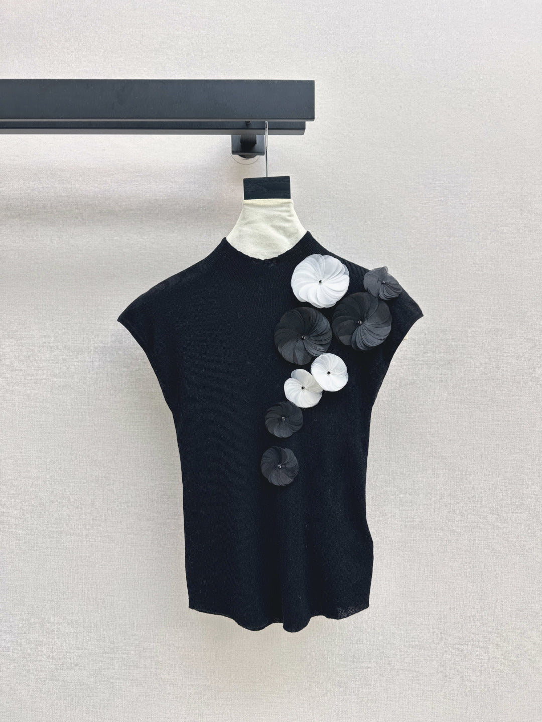 Chan 25fw knitted vest
