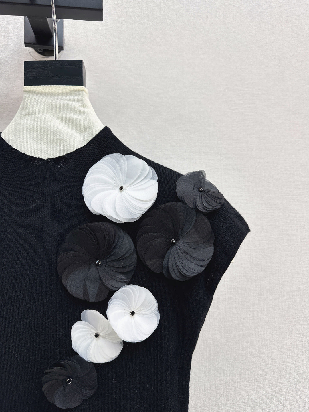 Chan 25fw knitted vest