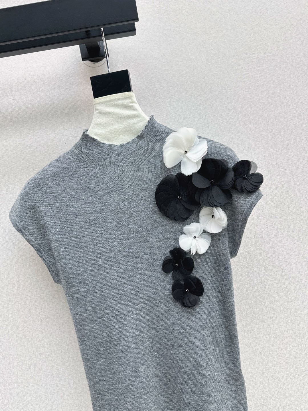 Chan 25fw knitted vest