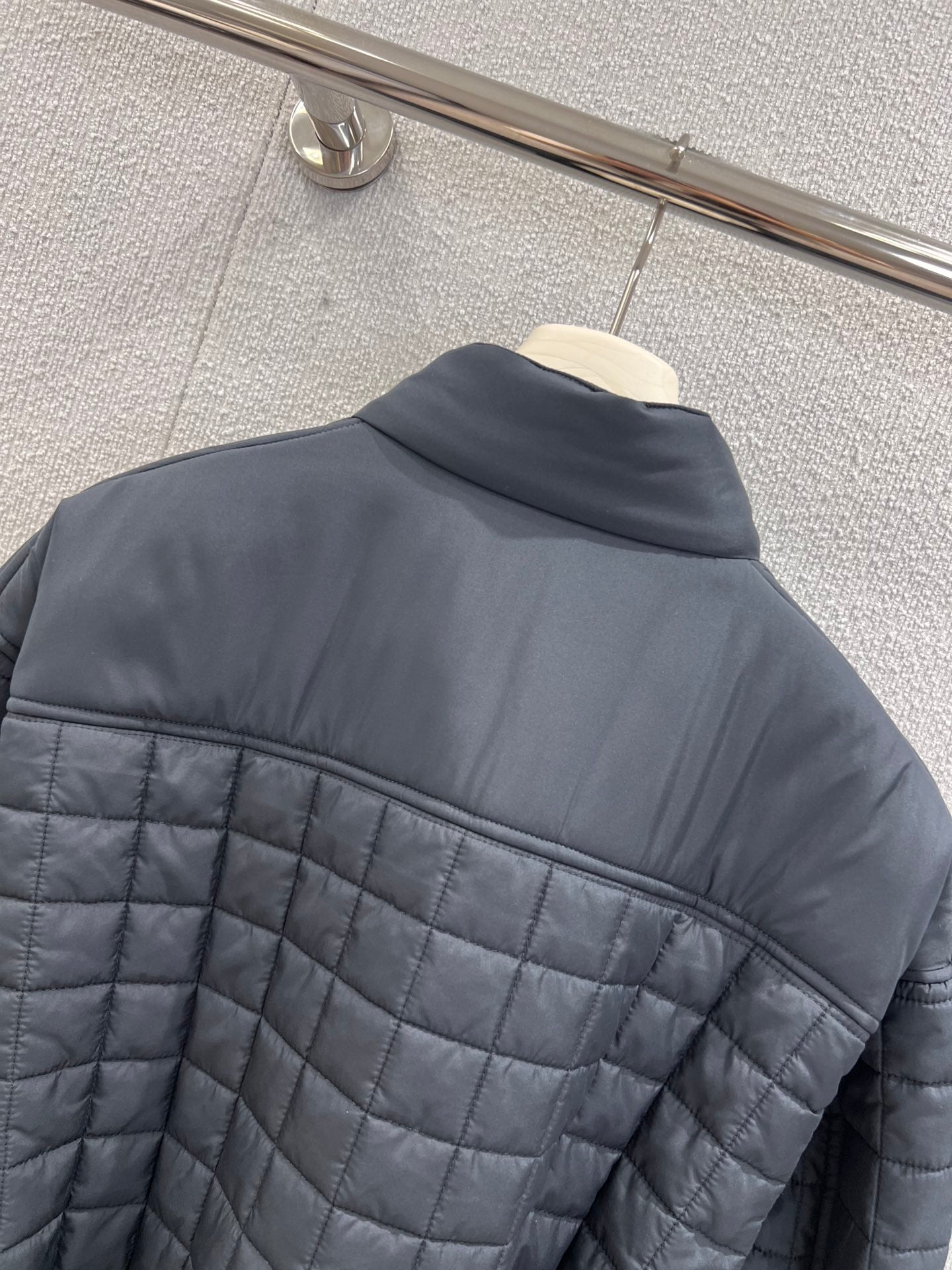 Her 25fw down jacket