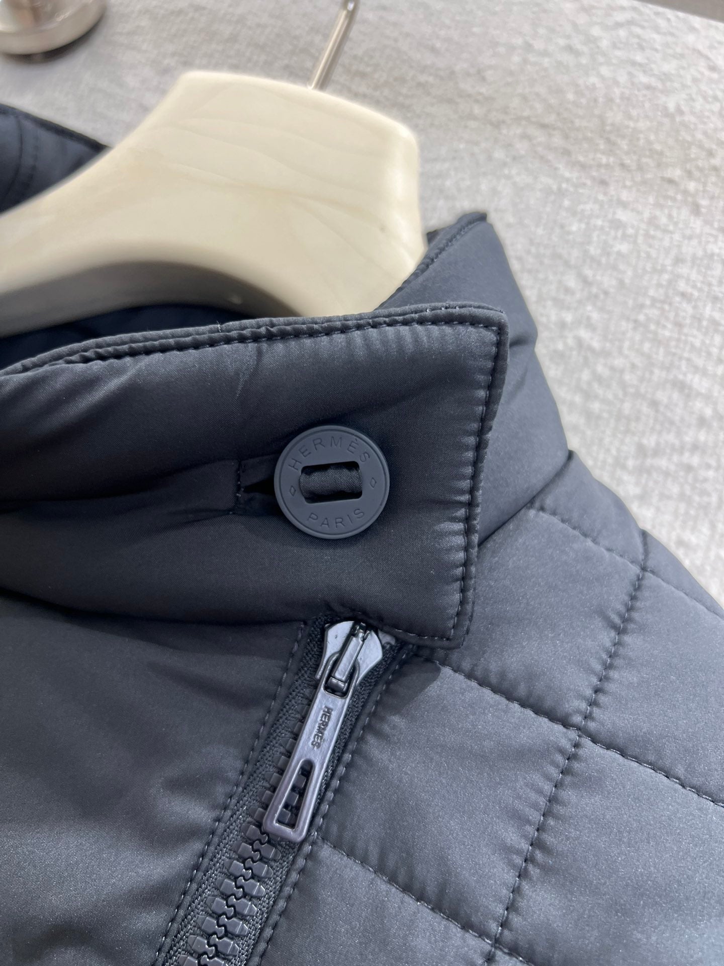 Her 25fw down jacket
