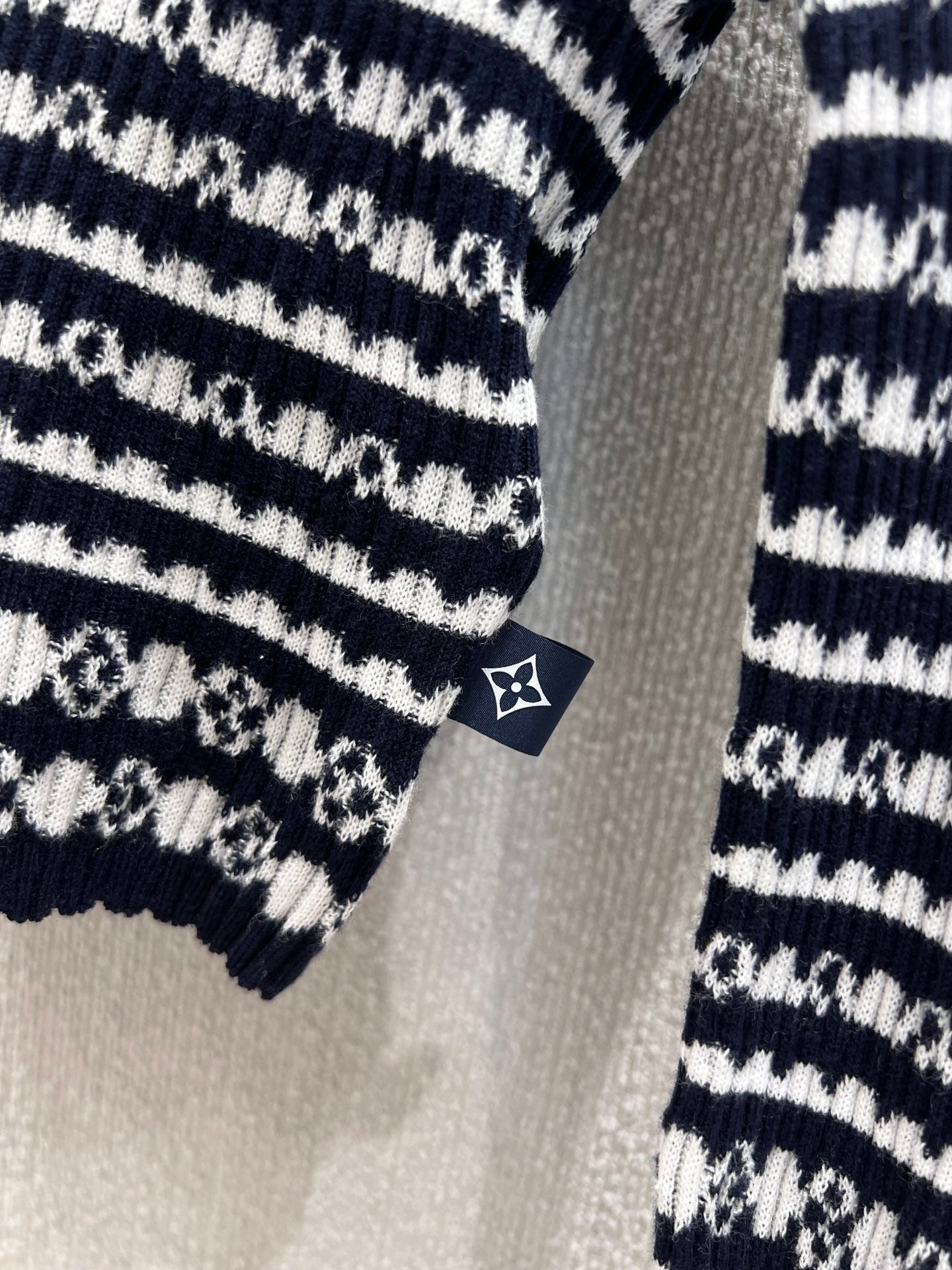 1ou 25ss knitted cardigan