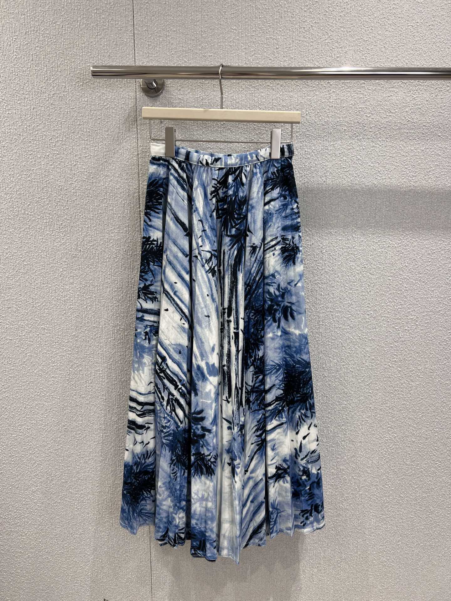 CD 25ss printed skirt