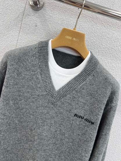 Miu 25fw Knitted Sweater
