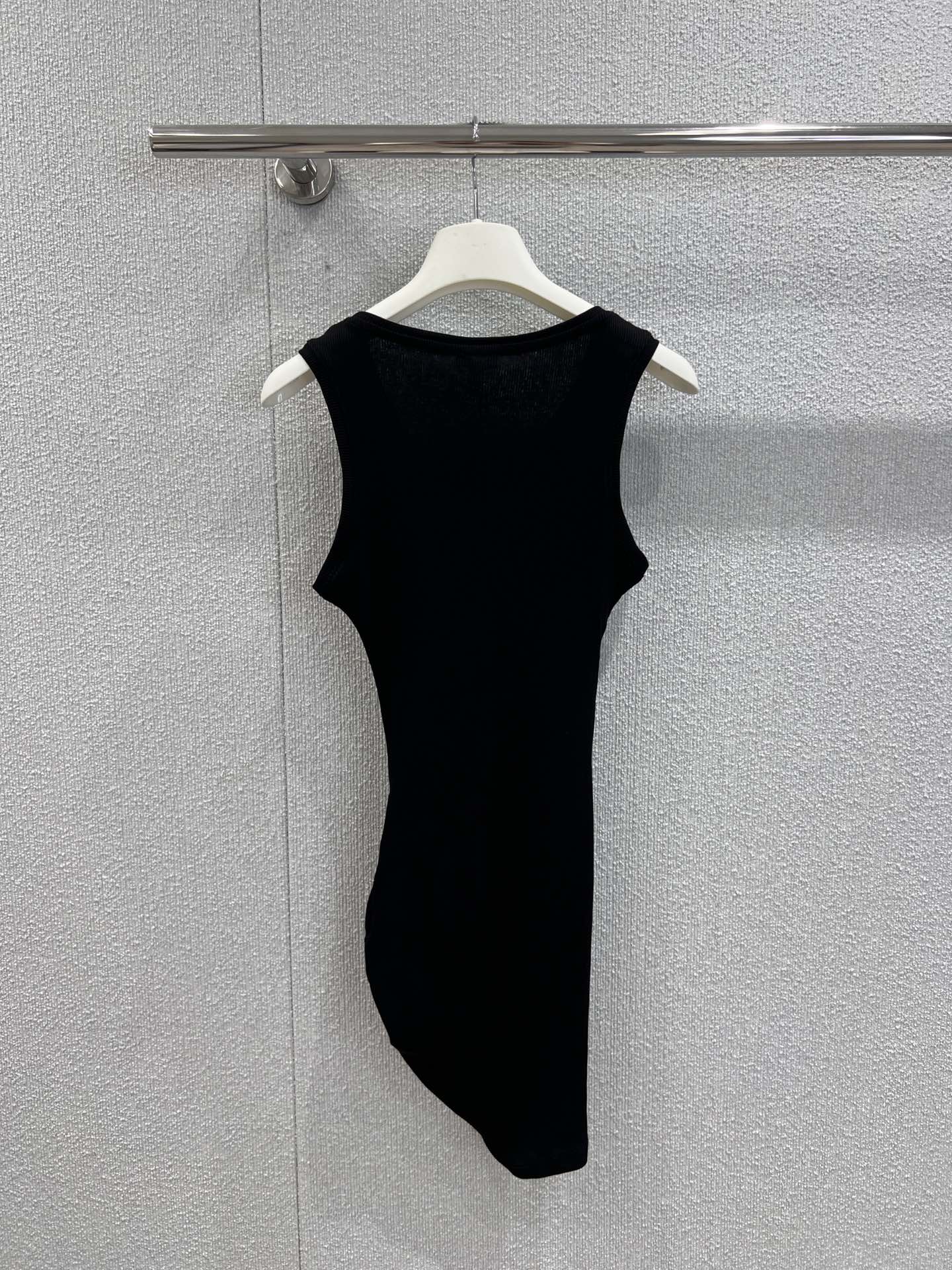 Loe 25fw Threaded Vest