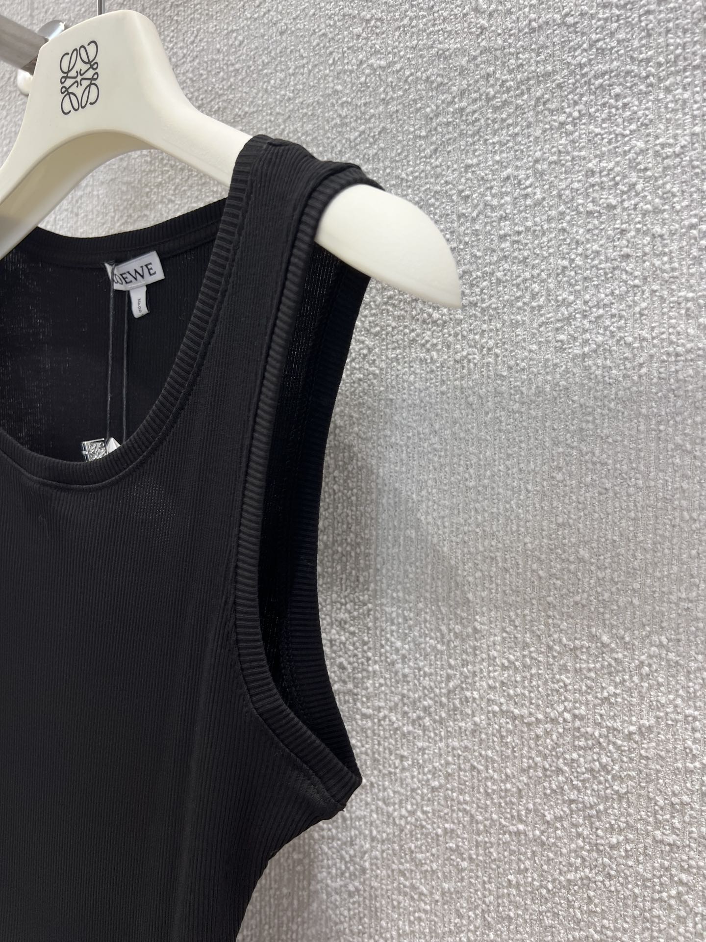 Loe 25fw Threaded Vest