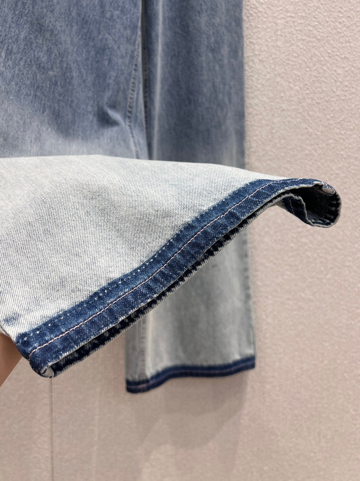 Chan 25fw Gradient Jeans