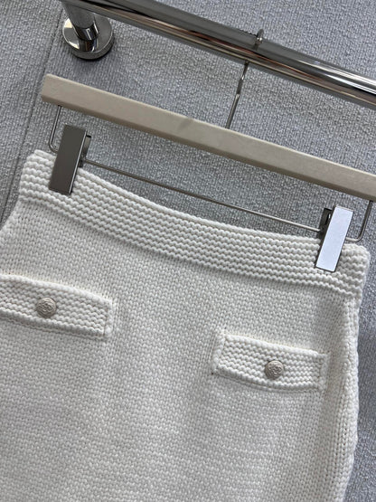 Chan 25A knitted skirt