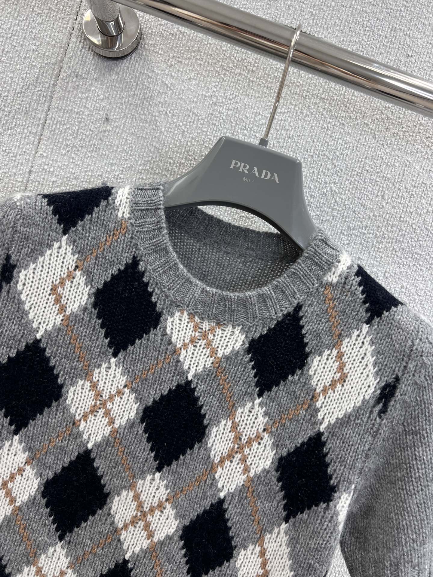 Pra 25fw jacquard sweater