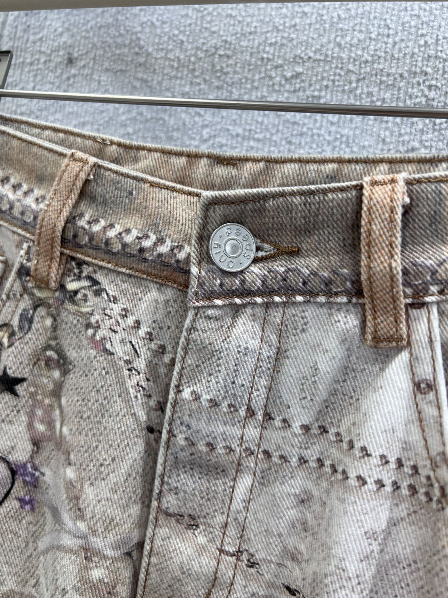 Acne 25fw printed jeans