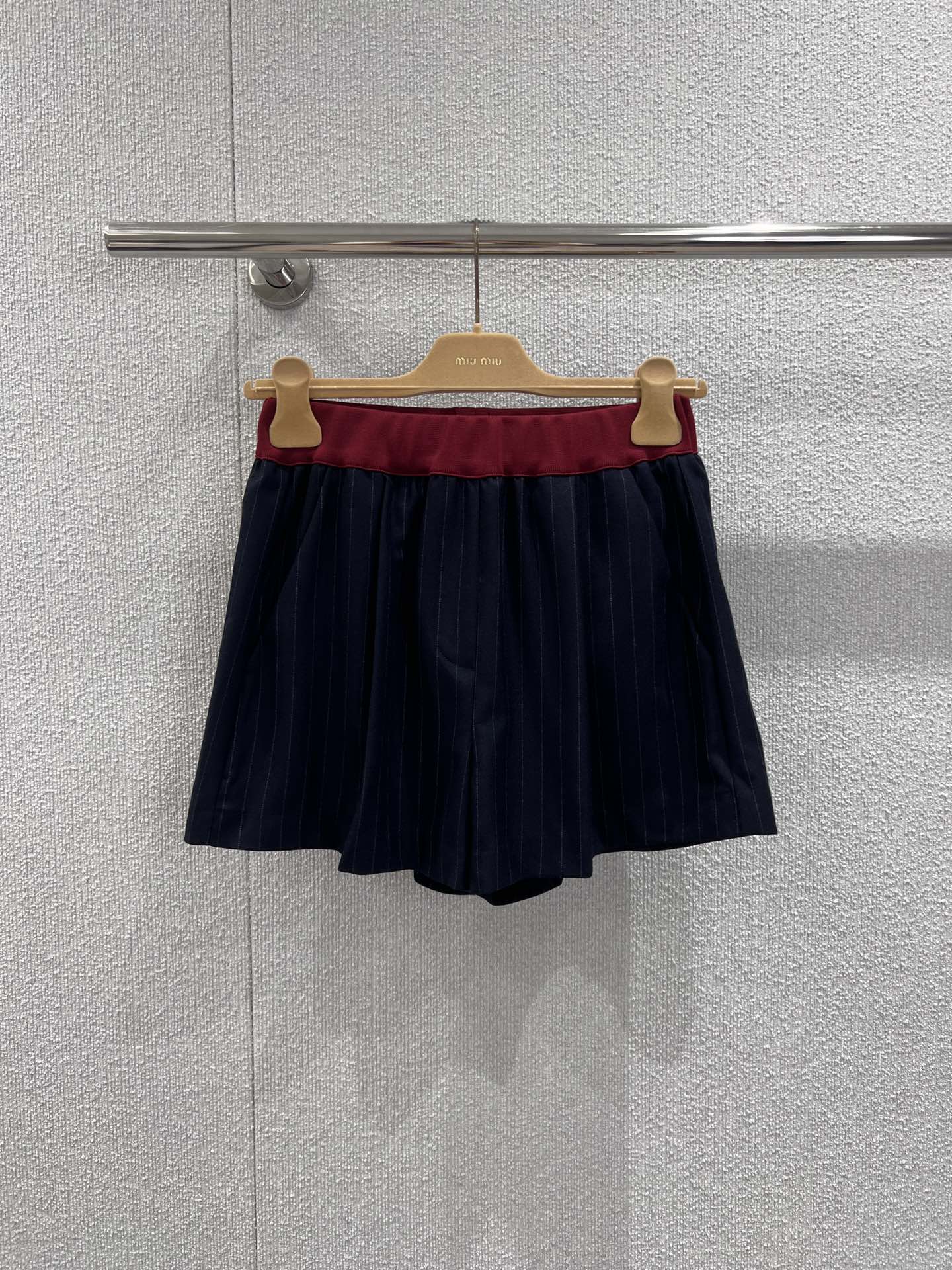Miu 25fw shorts
