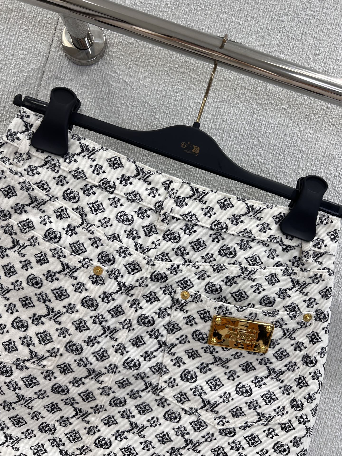 1ou 25ss jacquard skirt