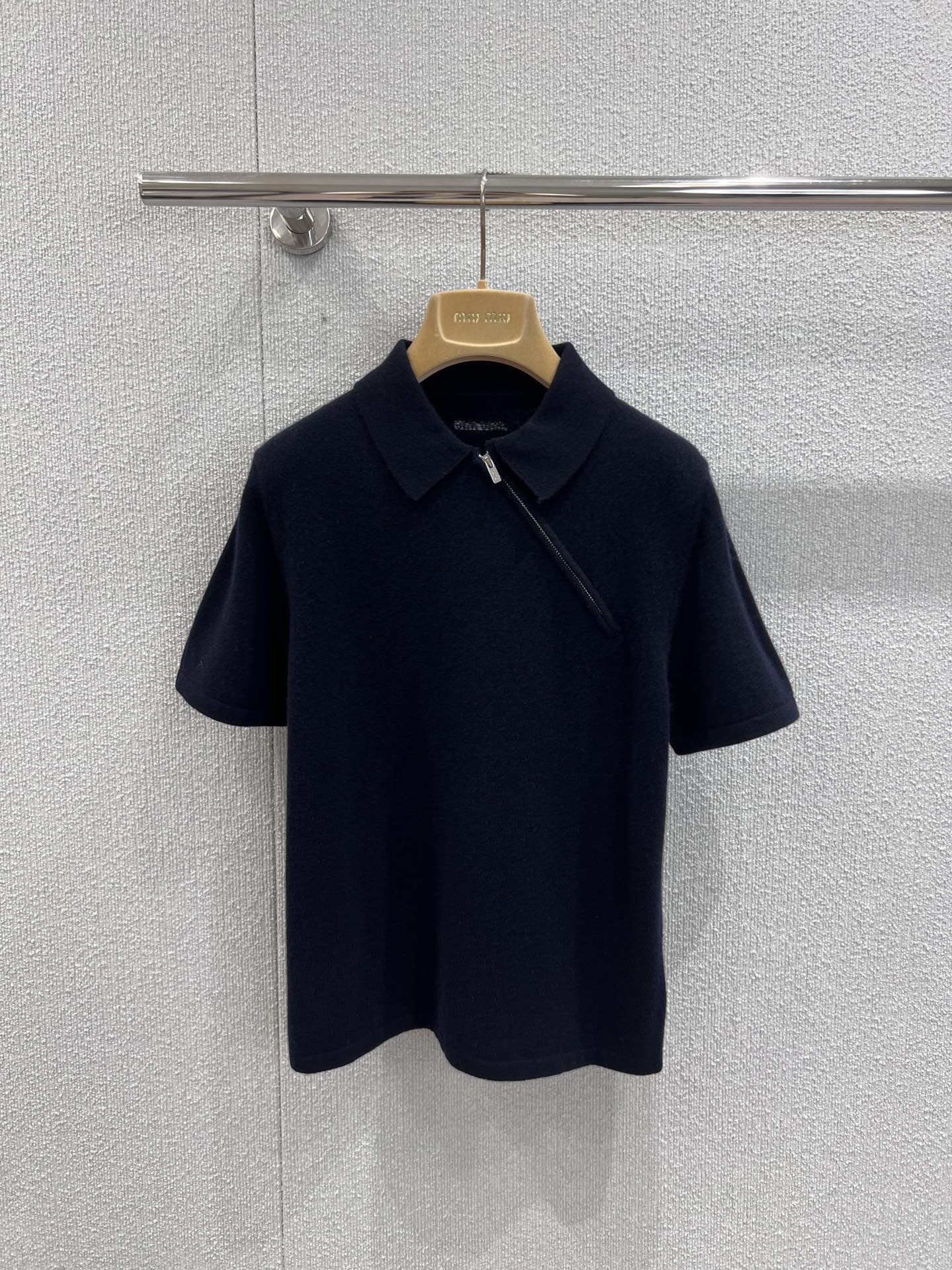 Miu 25ss cashmere polo