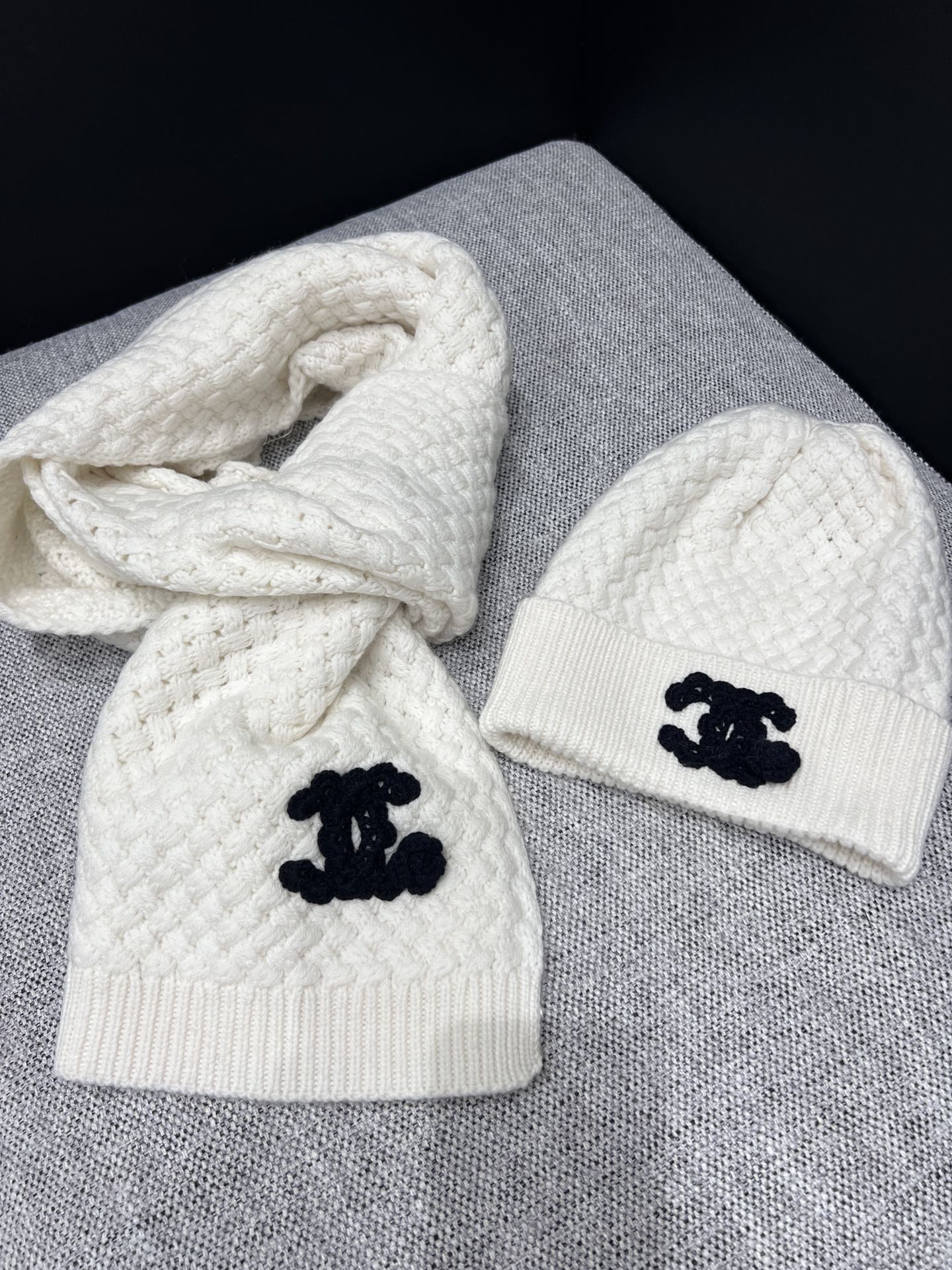 Chan 25fw cashmere scarf hat