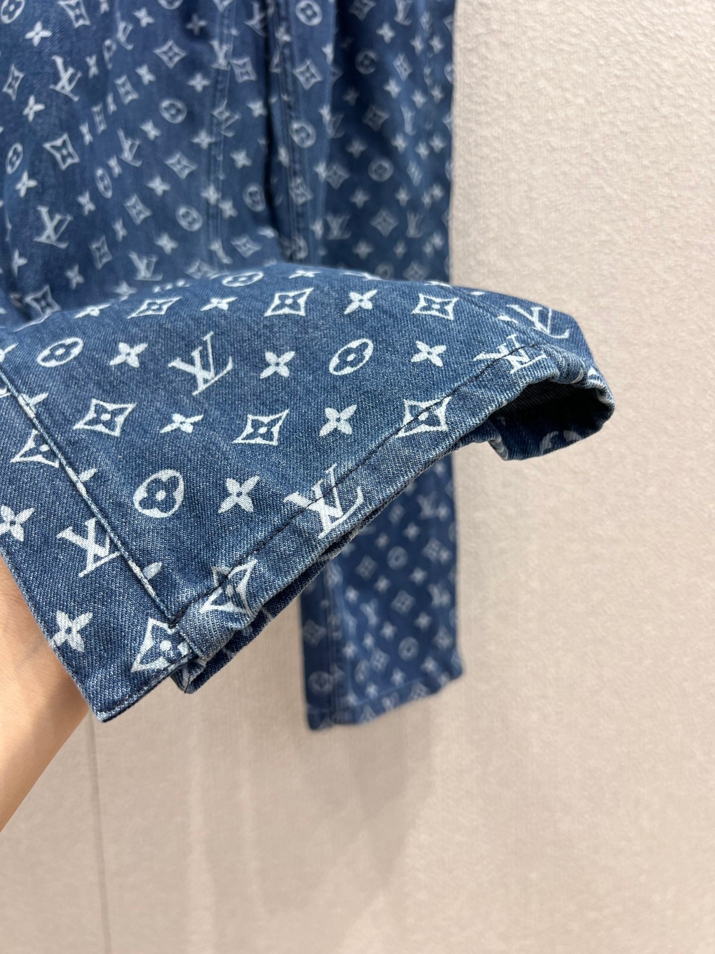 1ou 25fw printed jeans