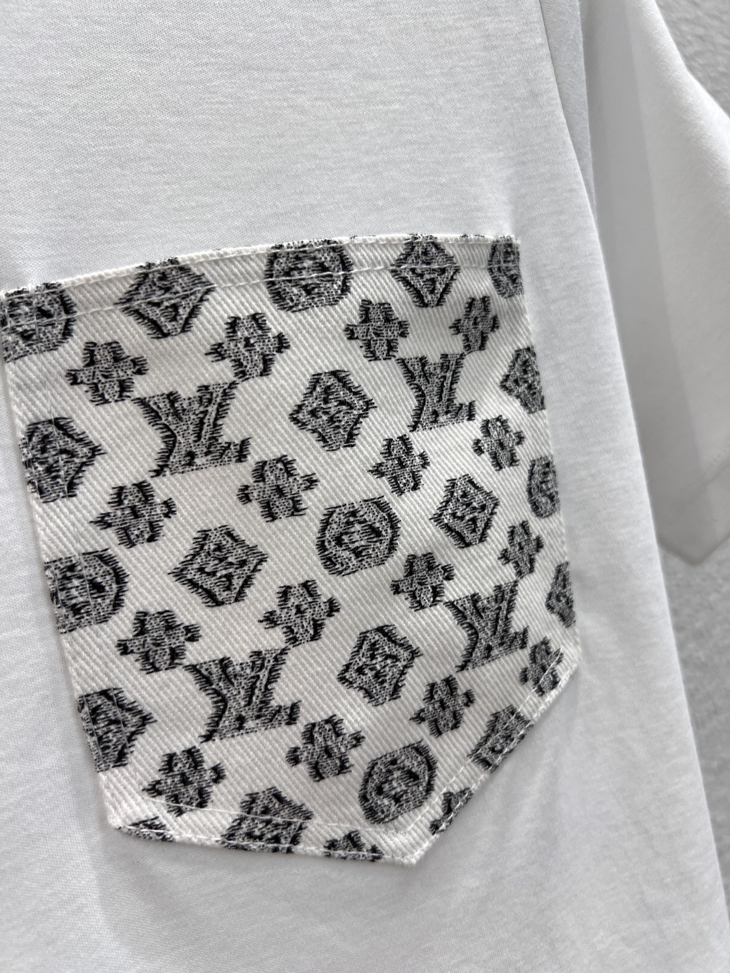 1ou 25ss printed T-shirt