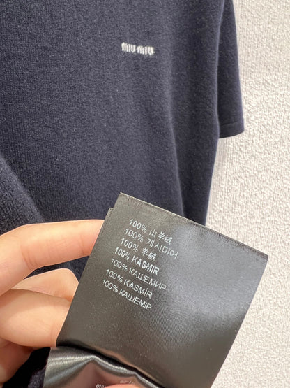 Miu 25fw cashmere top