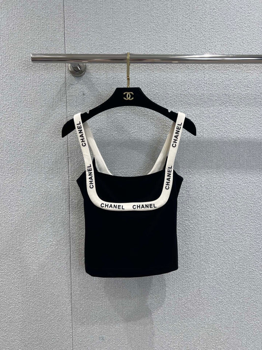 Chan 25ss  U-shaped vest