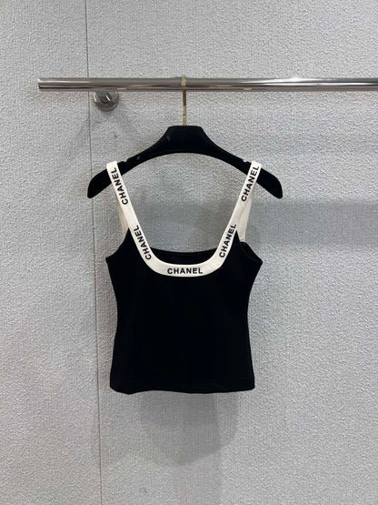 Chan 25ss  U-shaped vest