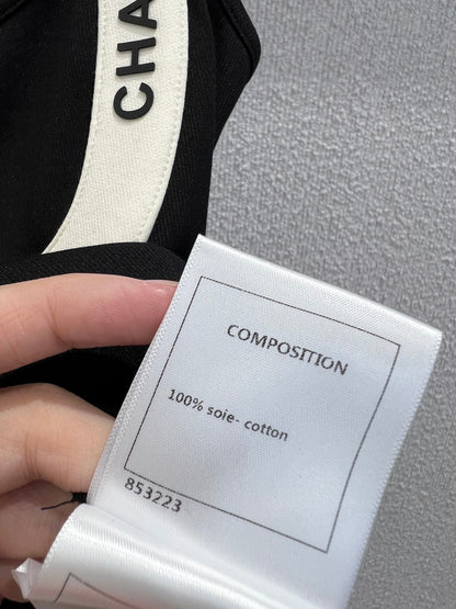 Chan 25ss  U-shaped vest