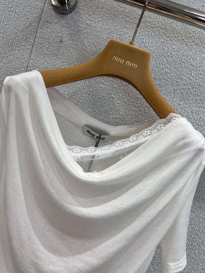 Miu  25ss off-shoulder T-shirt
