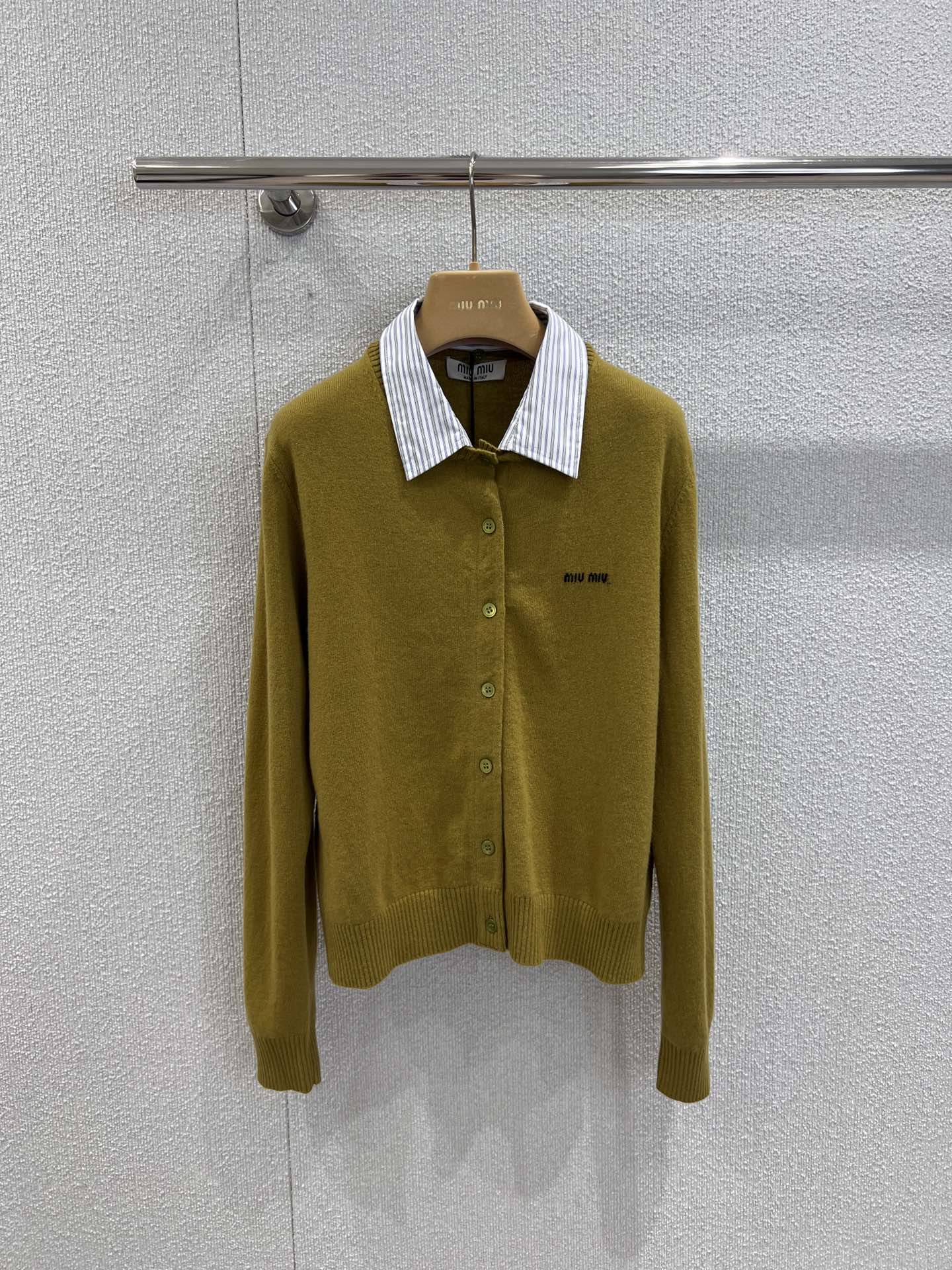 Miu 25fw knitted cardigan