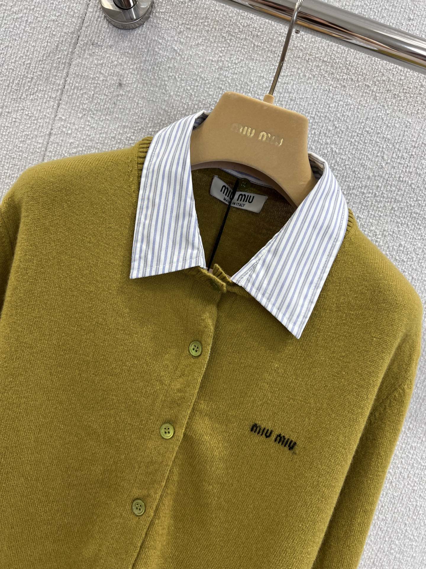 Miu 25fw knitted cardigan