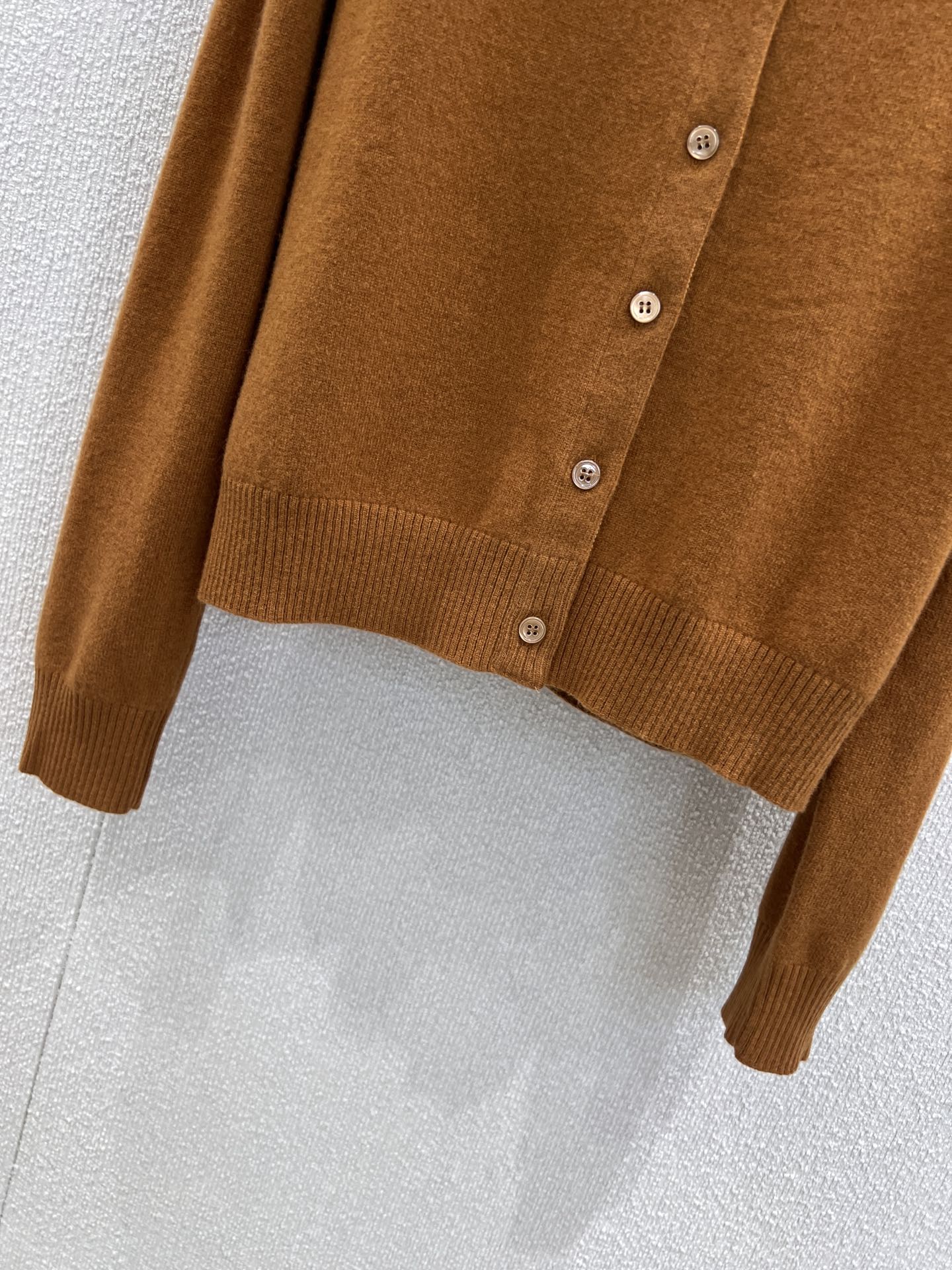 Miu 25fw knitted cardigan