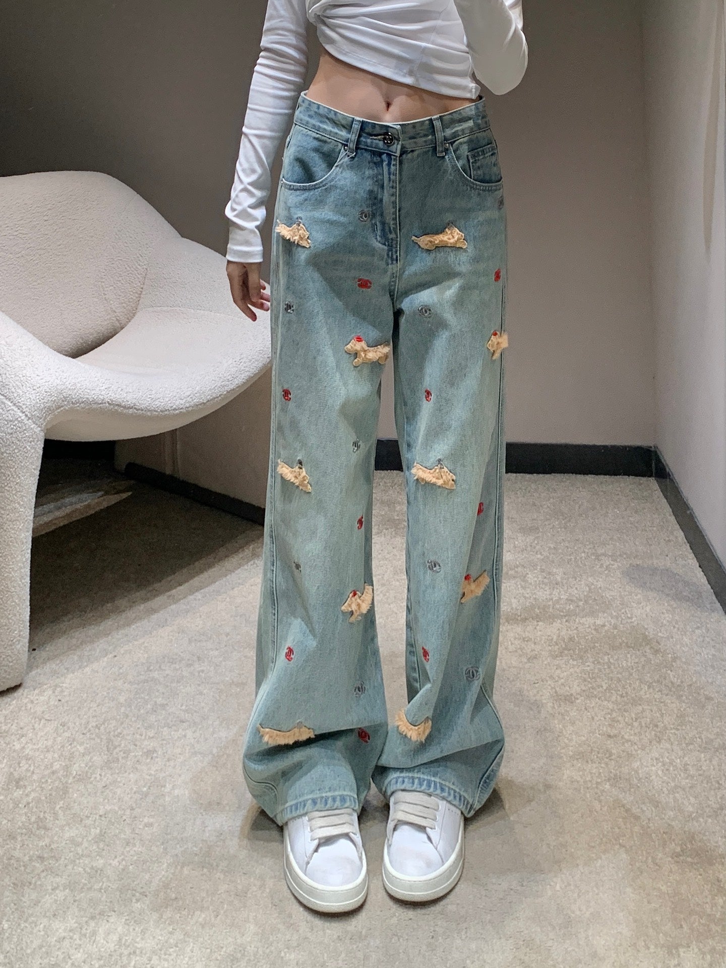 Chan 25fw embroidered jeans