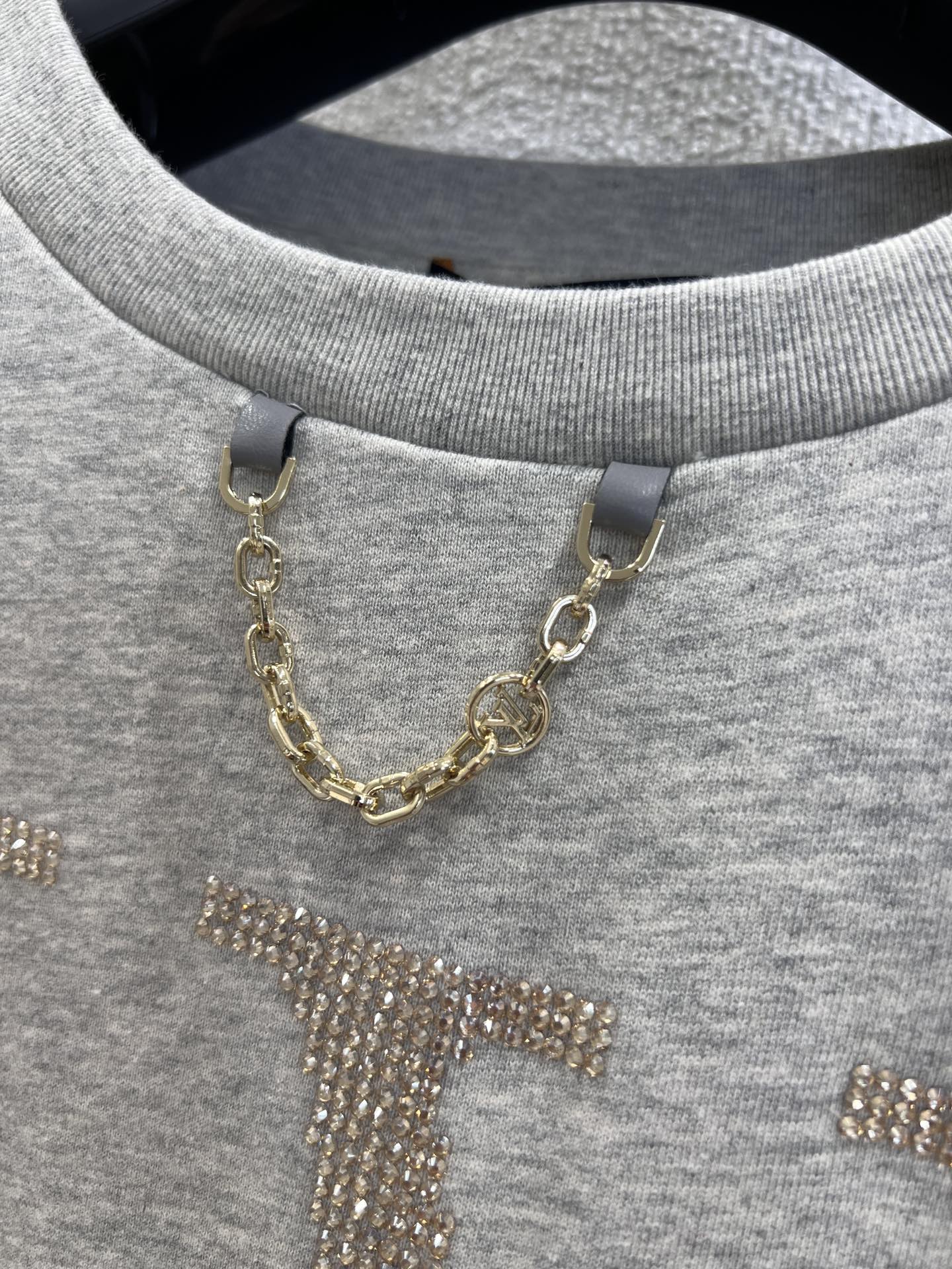 1ou 25fw long sweatshirt