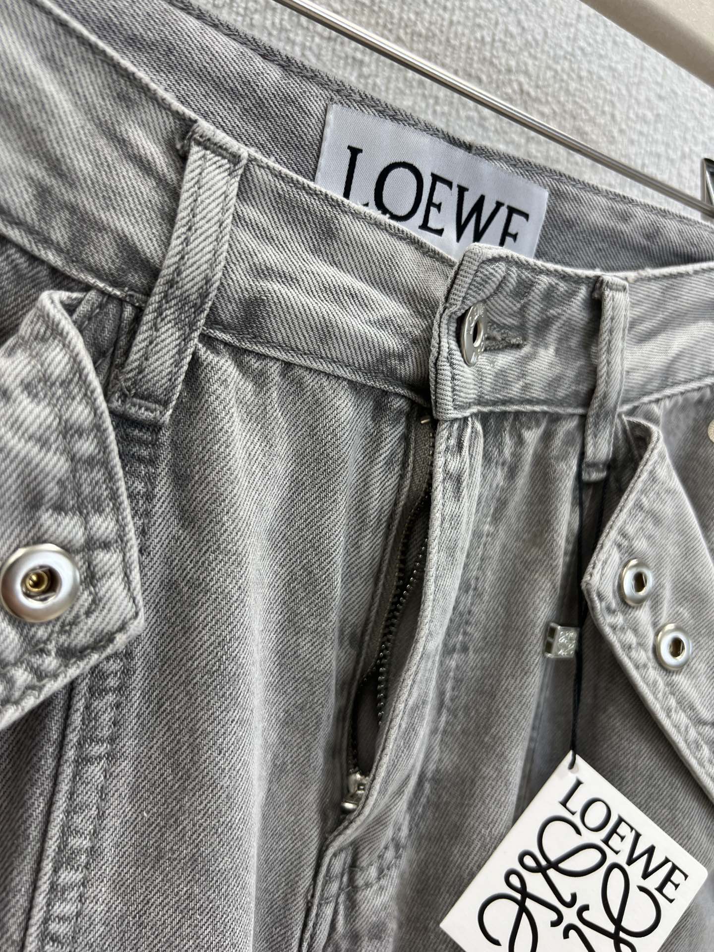 Loe 25ss embroidered jeans