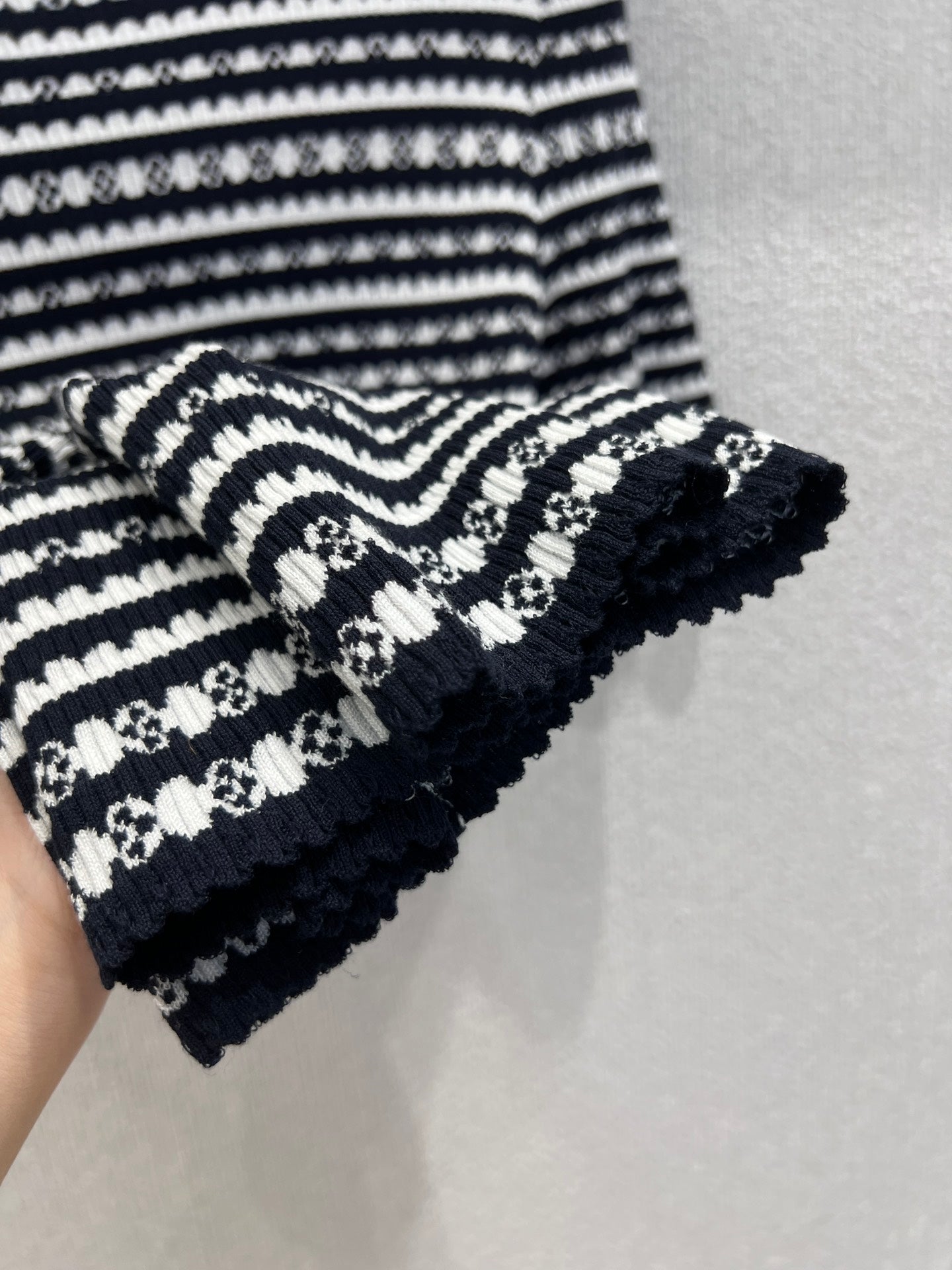 1ou 25ss Knitted t-shirt