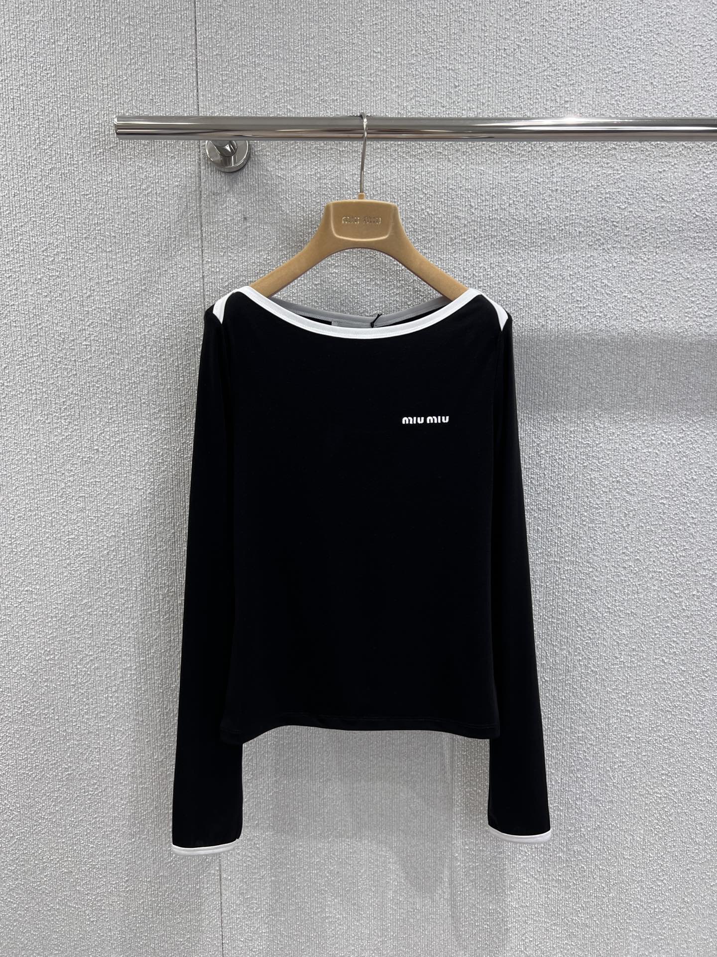 Miu 25fw embroidered T-shirt