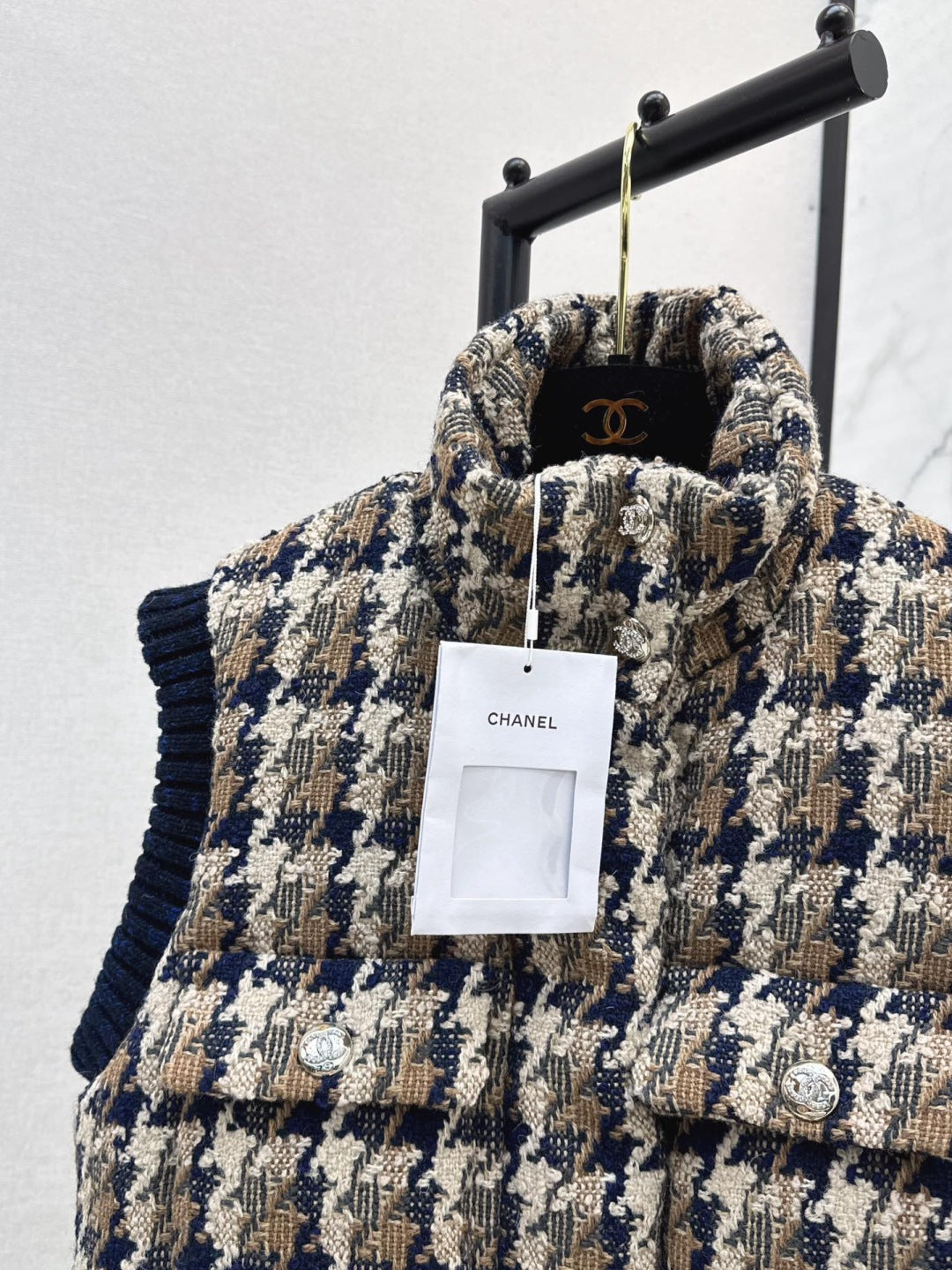 Chan 25fw woven down vest