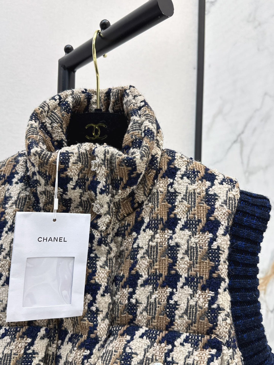 Chan 25fw woven down vest
