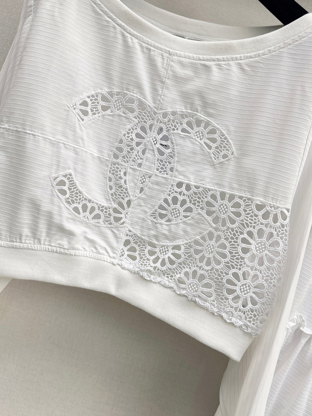 Chan 25fw hollow shirt