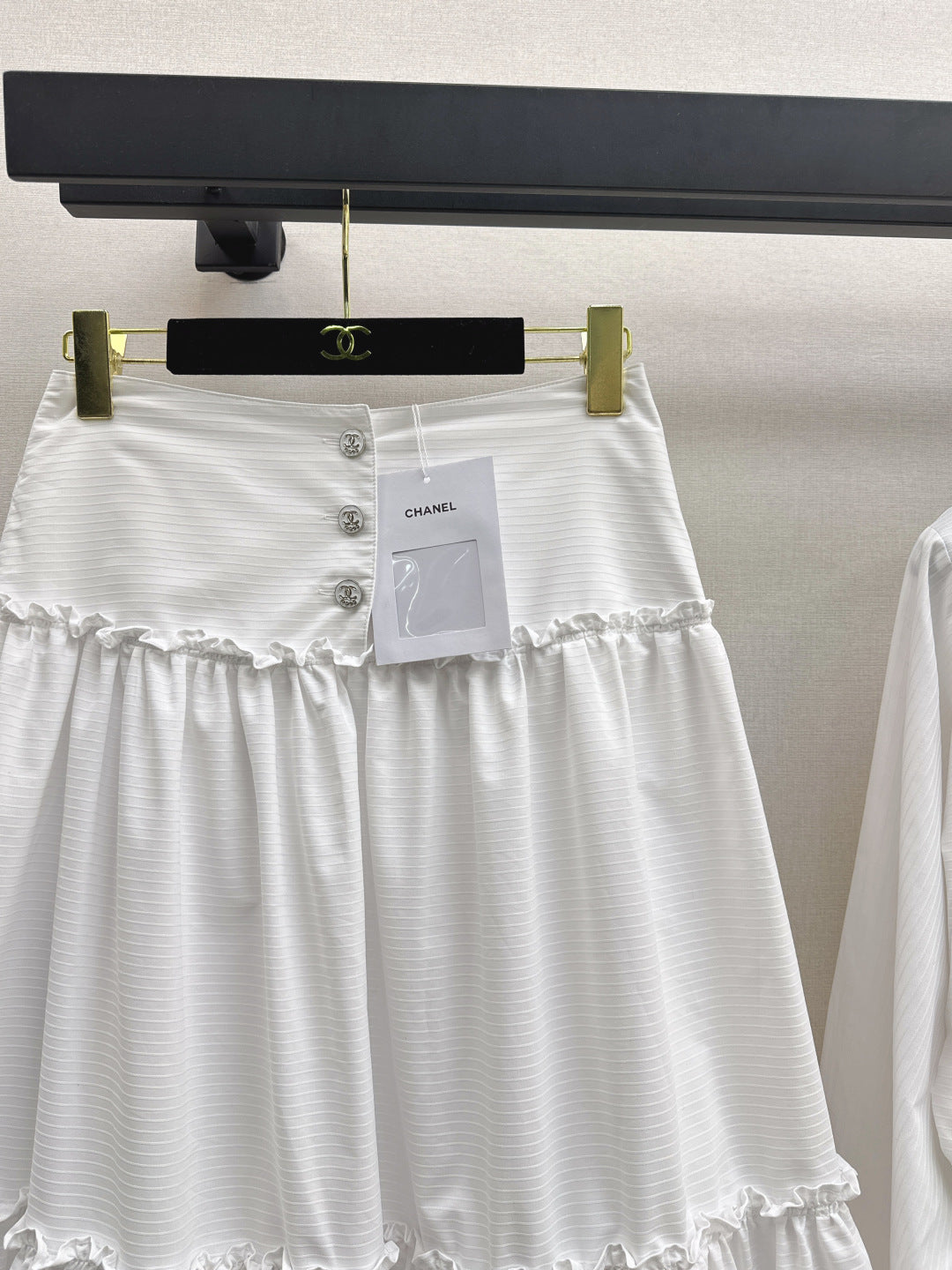 Chan 25 hollow skirt