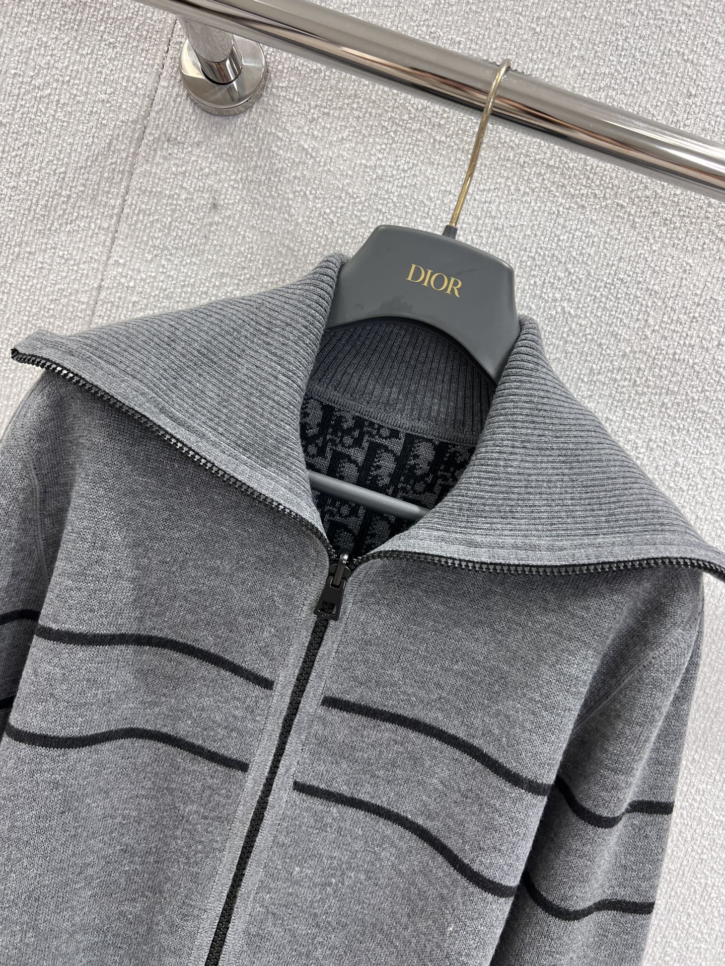 CD 25fw reversible jacket