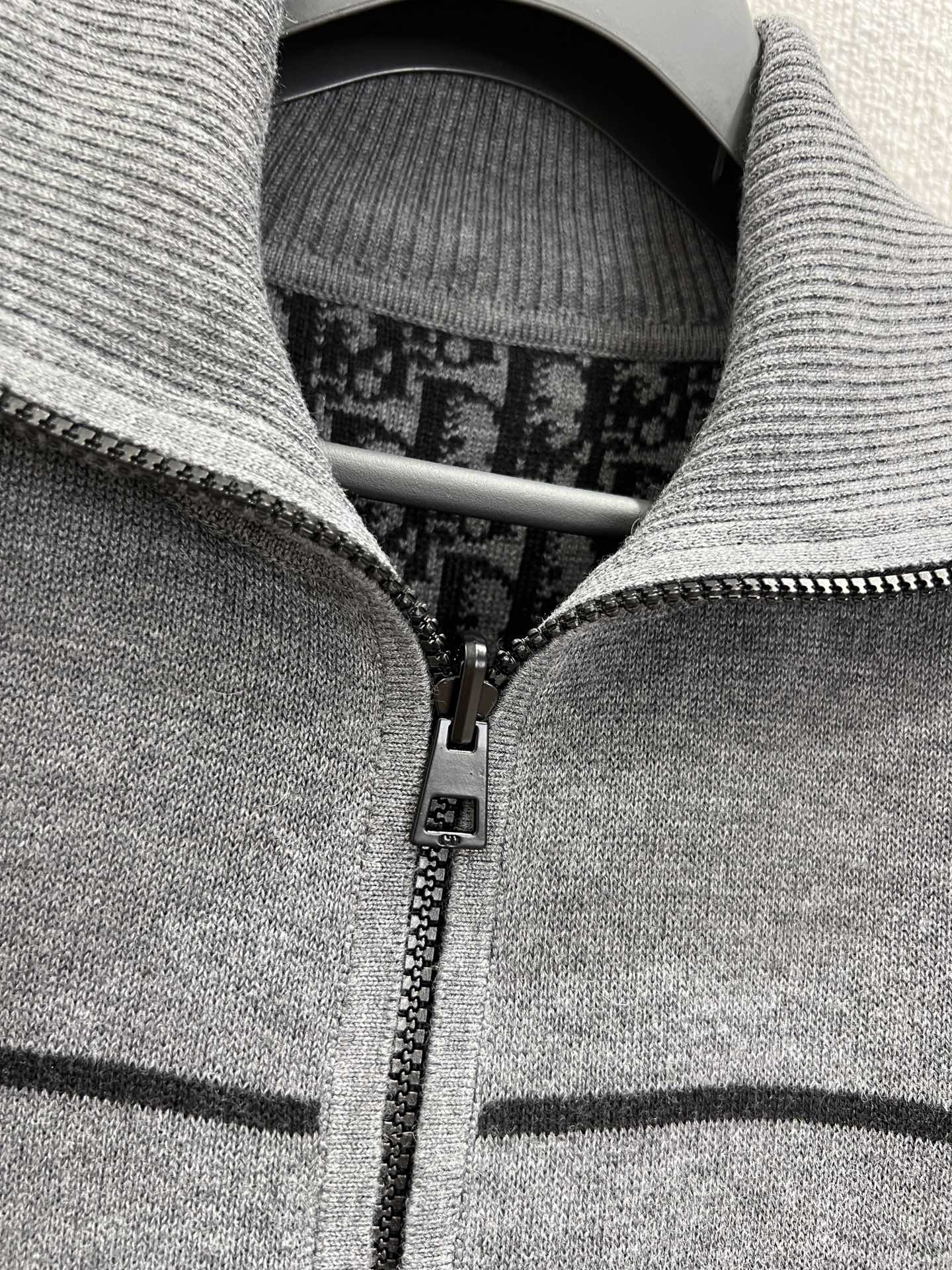 CD 25fw reversible jacket
