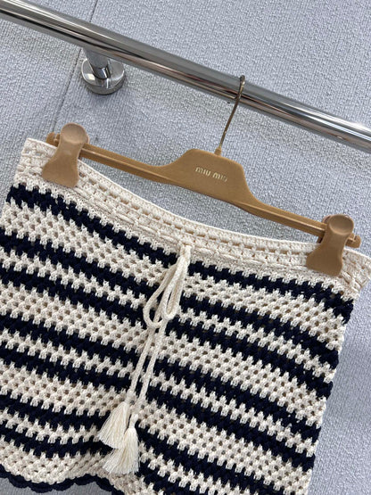 Miu 25fw knitted short