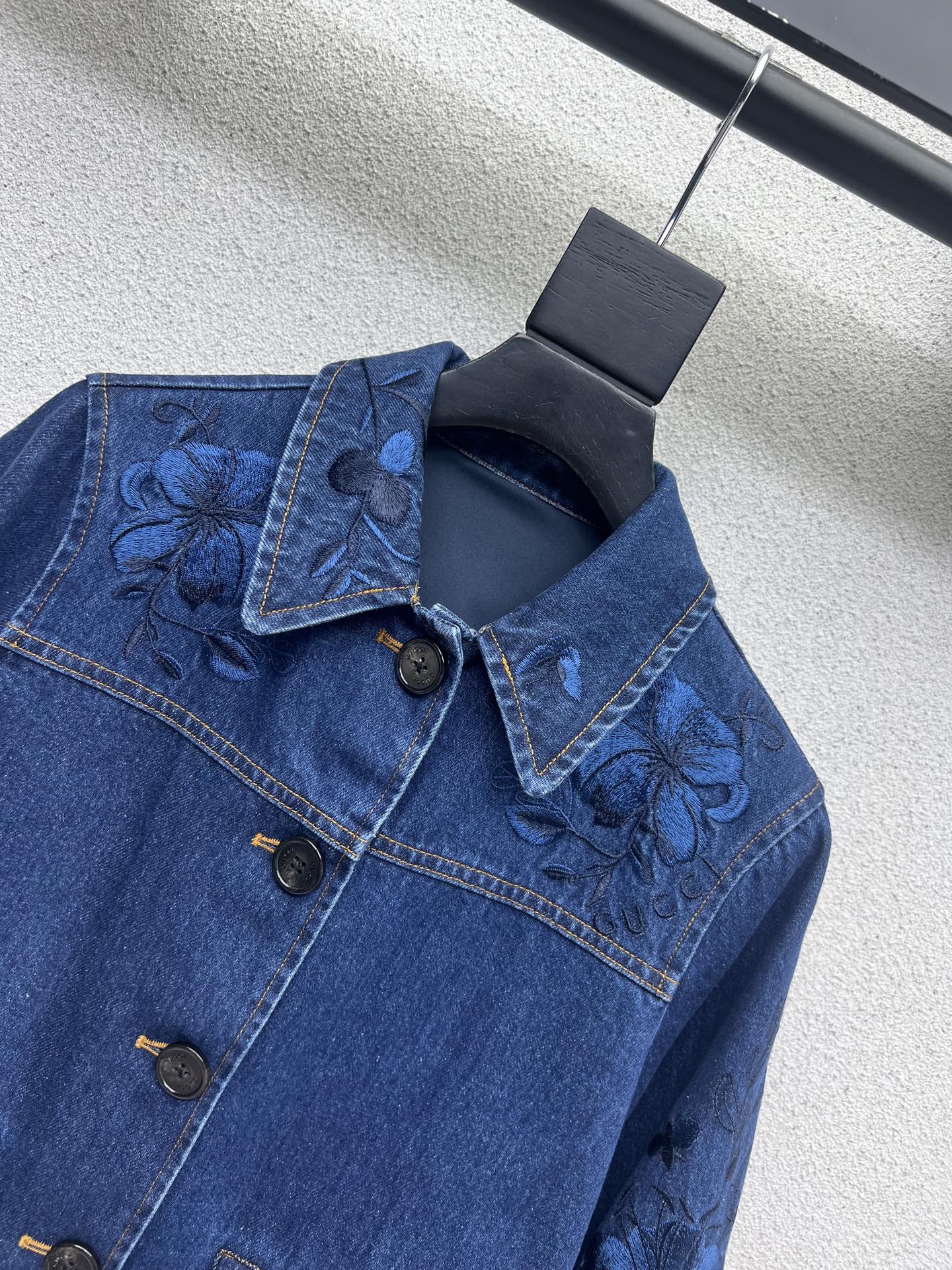 Guc 25fw embroidered jacket
