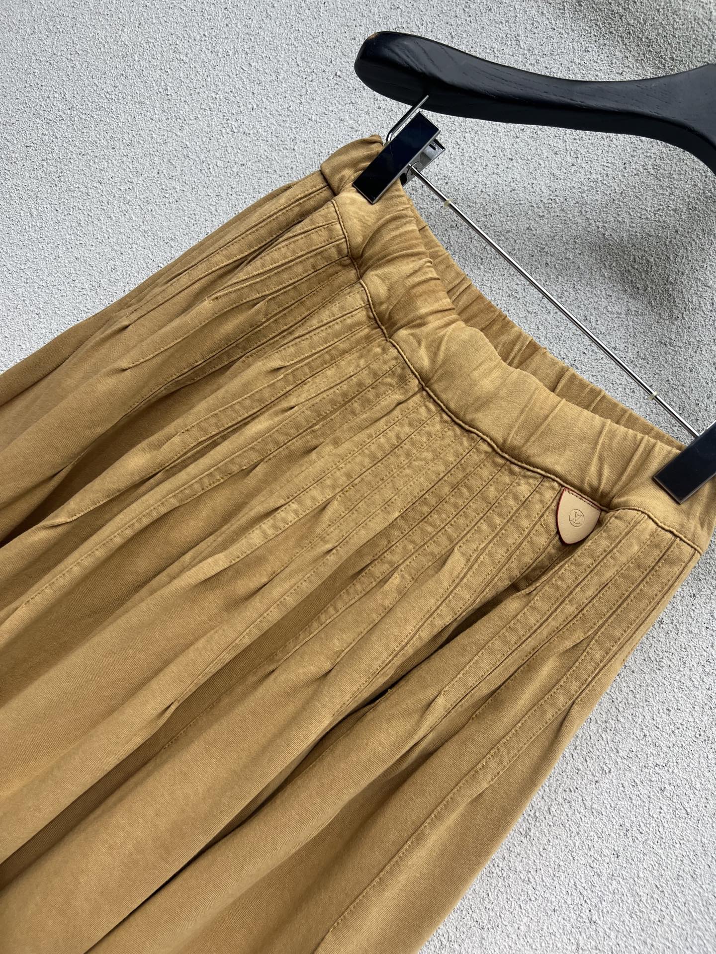 1ouis 25ss pleated suit