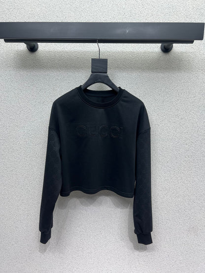 Guc 25fw embossed tracksuit