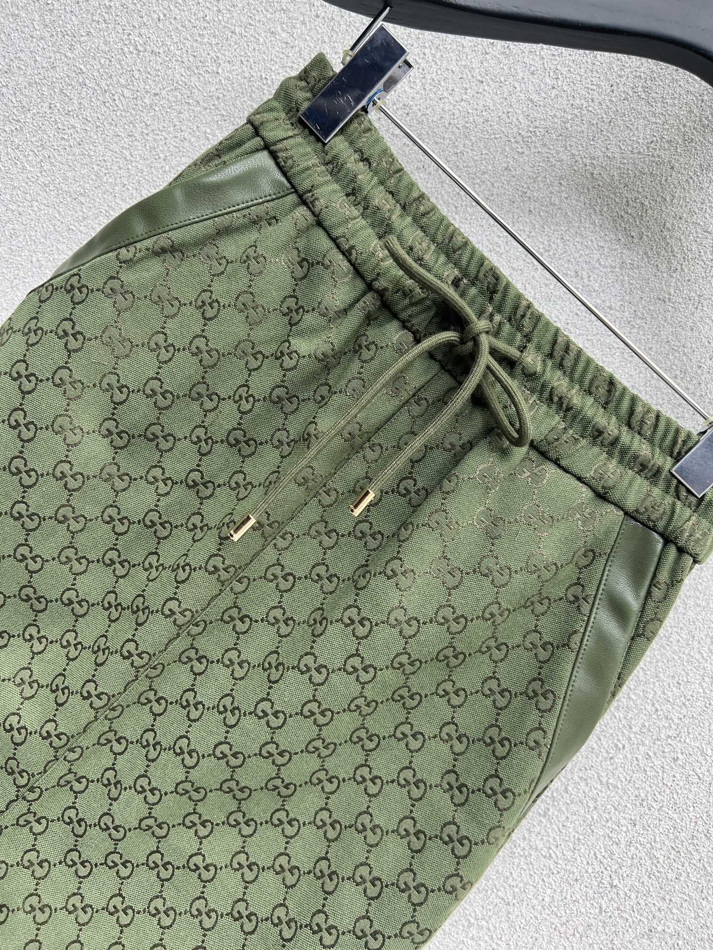 Guc 25fw jacquard skirt
