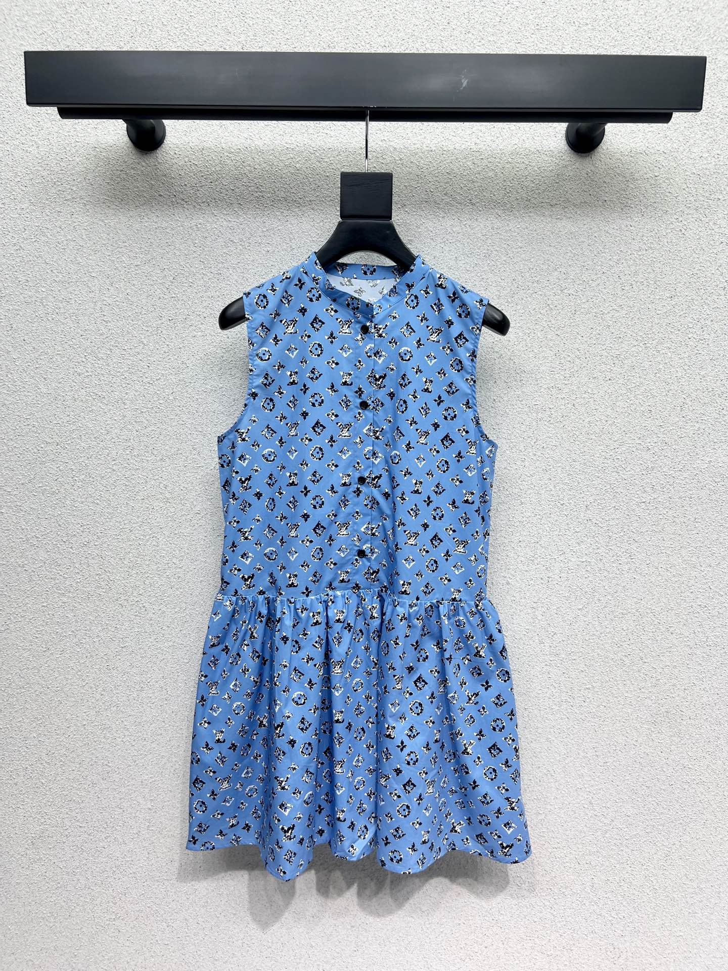 1ouis 25ss sleeveless dress