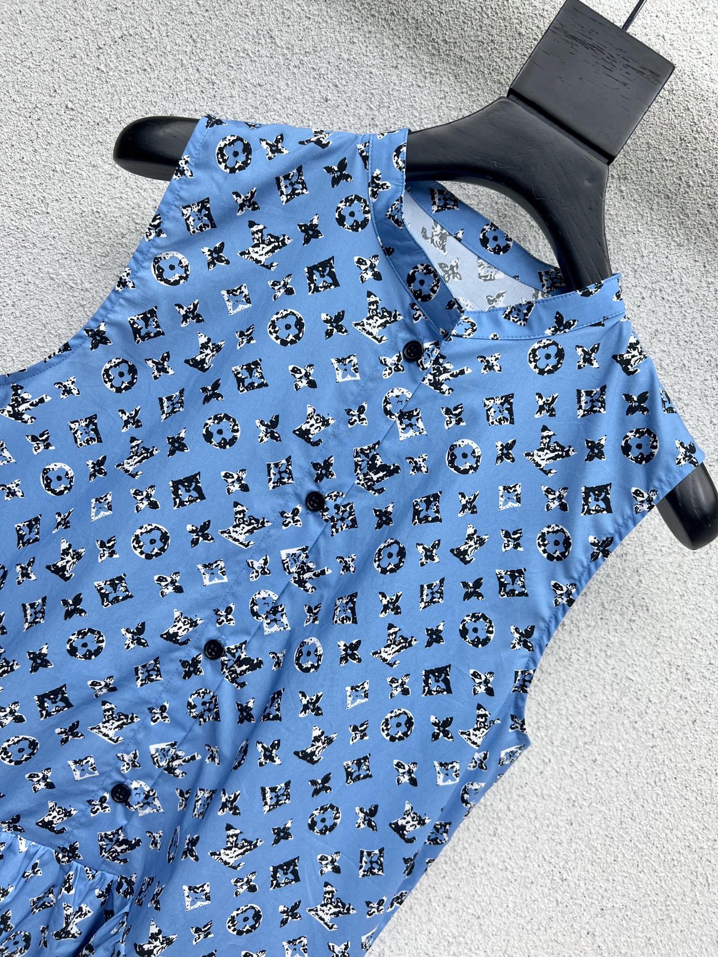 1ouis 25ss sleeveless dress