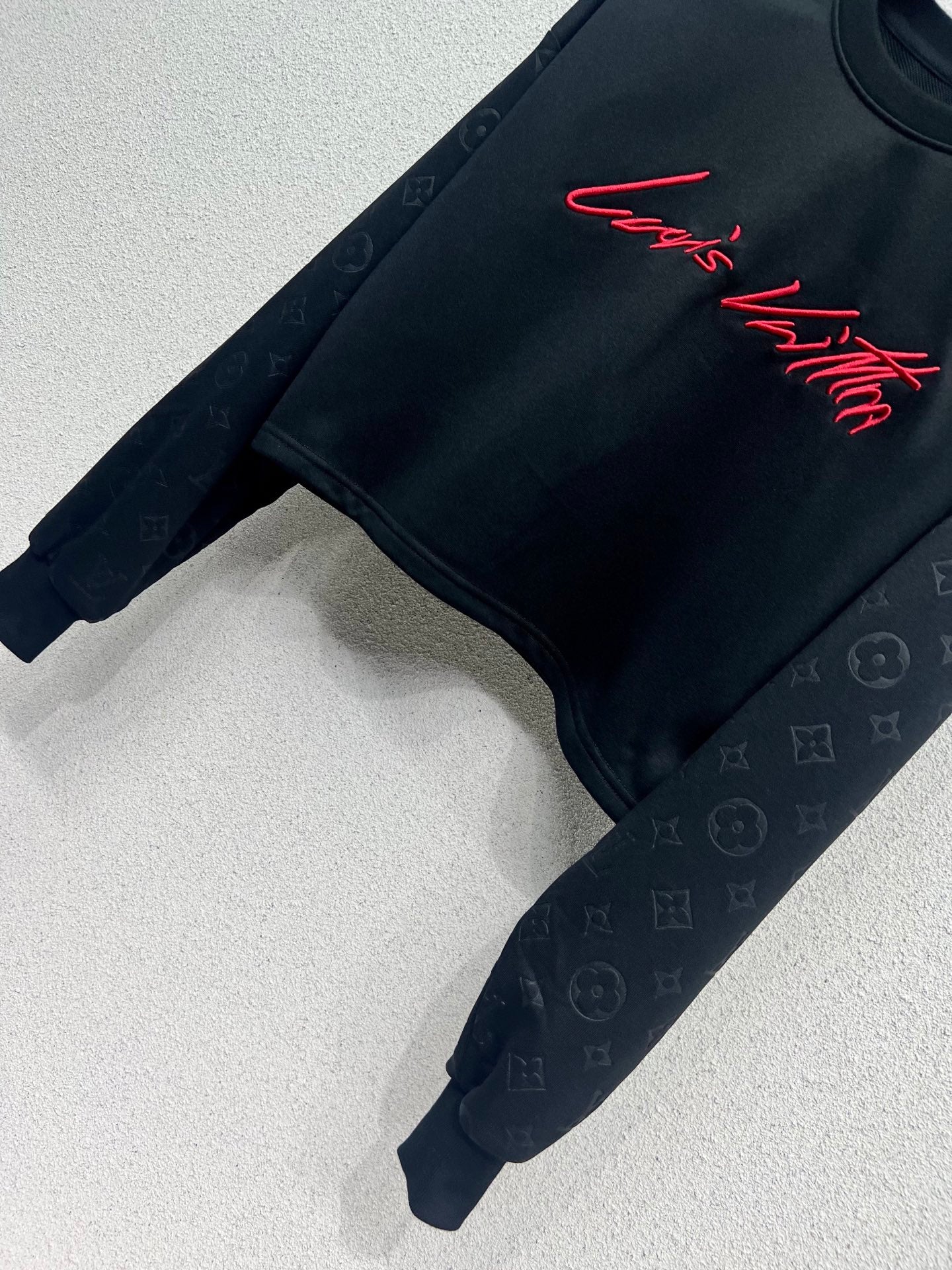 1ouis 25fw embroidered tracksuit