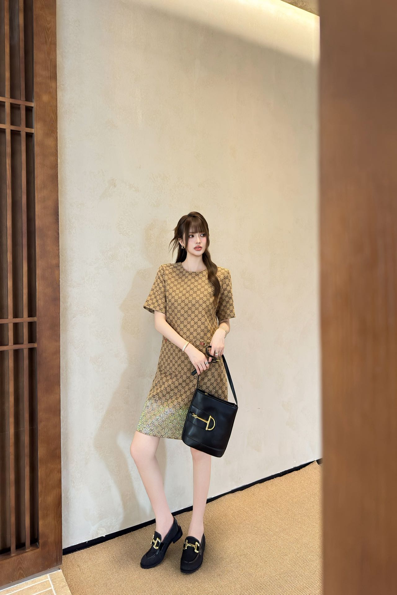 Guc 25fw rhinestone dress