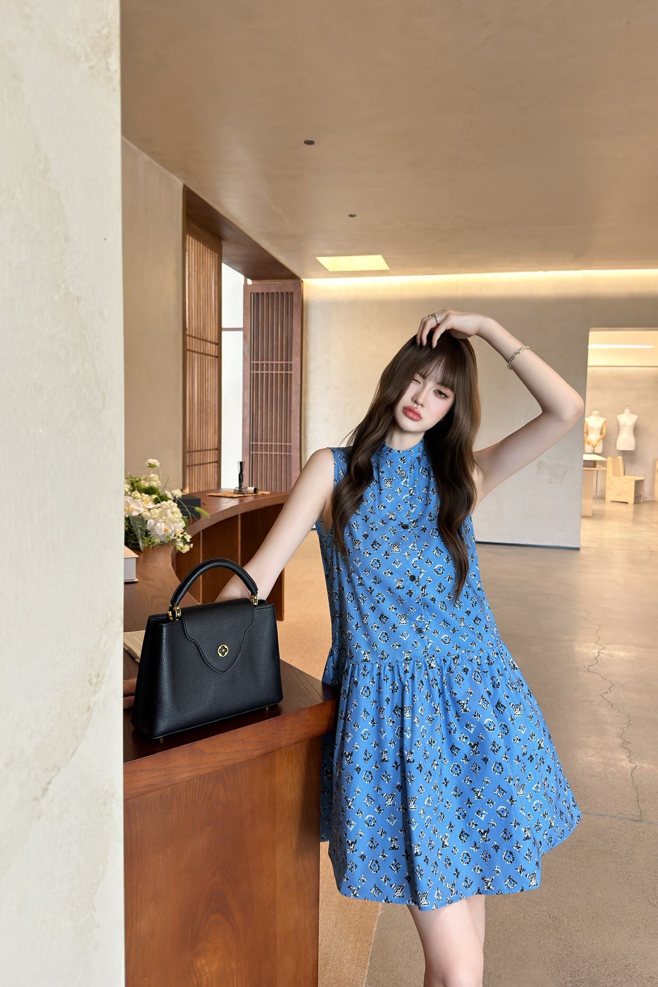 1ouis 25ss sleeveless dress